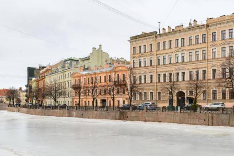 Sutki Rent (Сутки Рент) у Исаакиевского собора