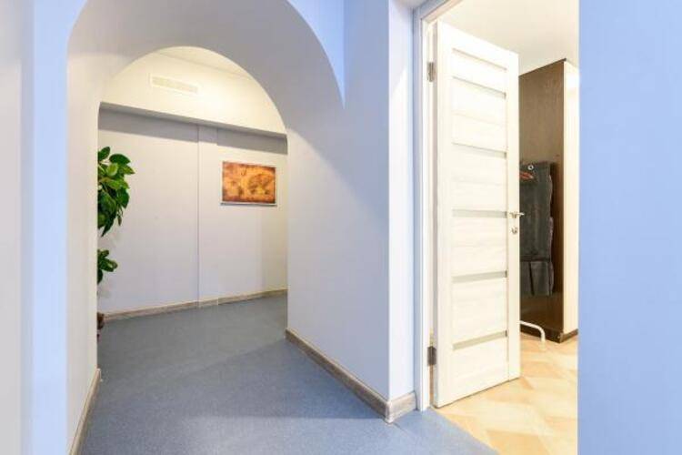 Sutki Rent (Сутки Рент) у Исаакиевского собора