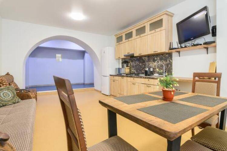 Sutki Rent (Сутки Рент) у Исаакиевского собора