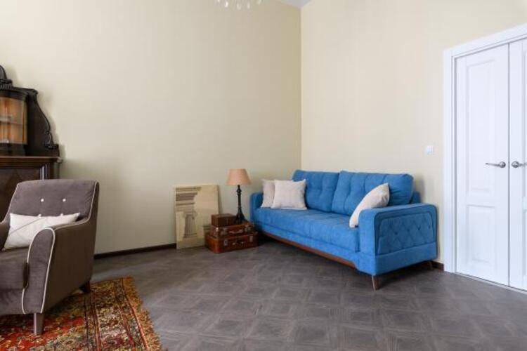 Sutki Rent (Сутки Рент) у Летнего Сада