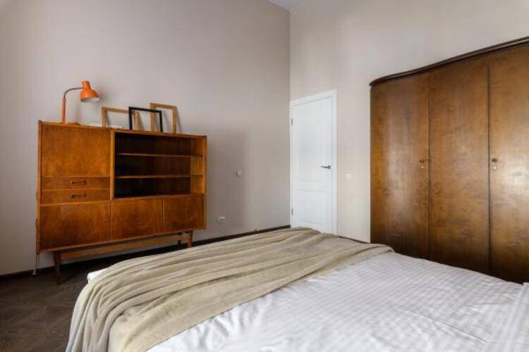 Sutki Rent (Сутки Рент) у Летнего Сада