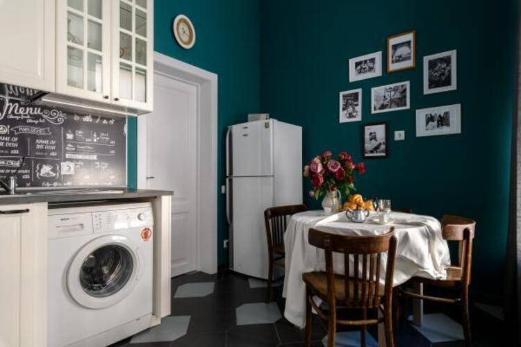 Sutki Rent (Сутки Рент) у Летнего Сада