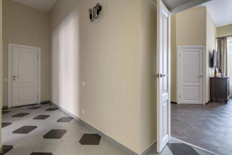 Sutki Rent (Сутки Рент) у Летнего Сада
