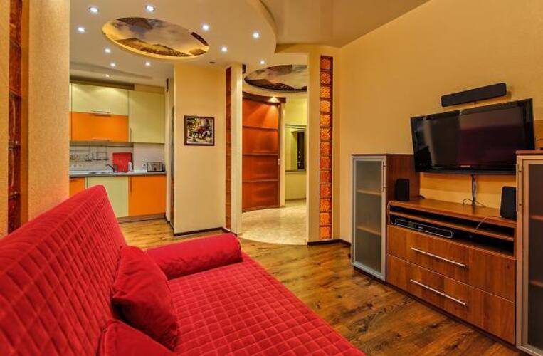 Sutki Rent (Сутки Рент) у Невы