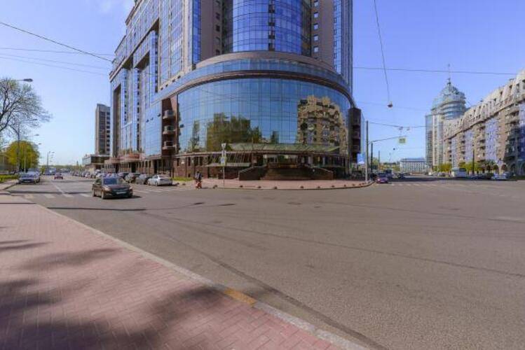 Sutki Rent (Сутки Рент) у Невы