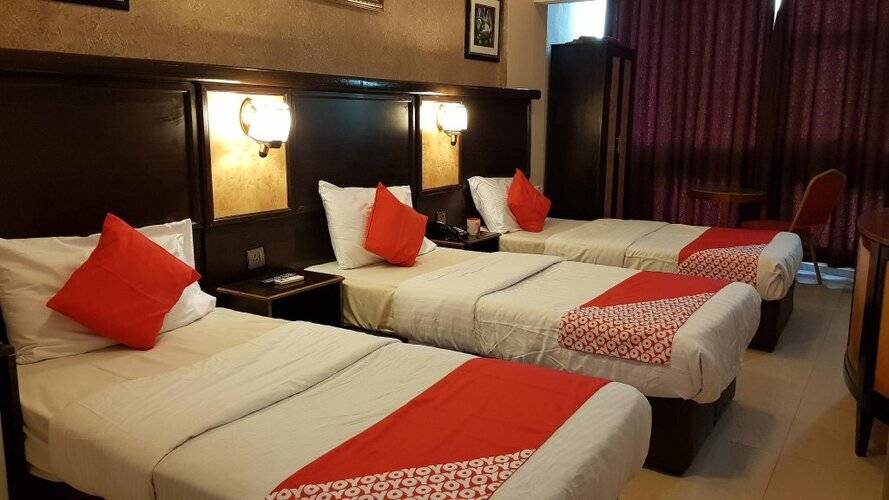 OYO 491 Rahab Hotel