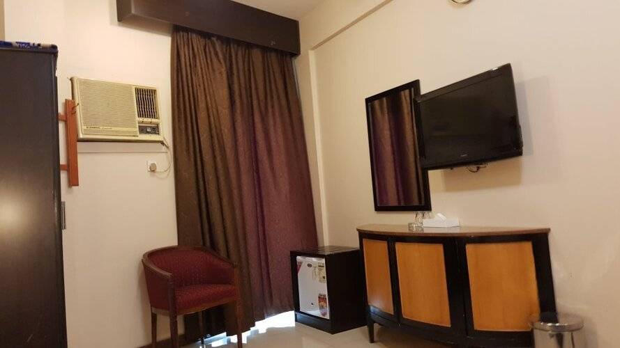 OYO 491 Rahab Hotel