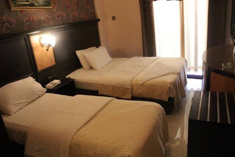 OYO 491 Rahab Hotel