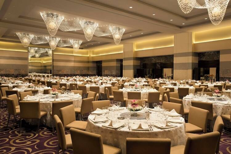 Millennium Al Rawdah Hotel