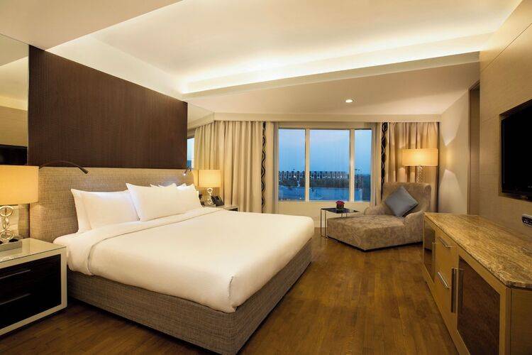 Millennium Al Rawdah Hotel