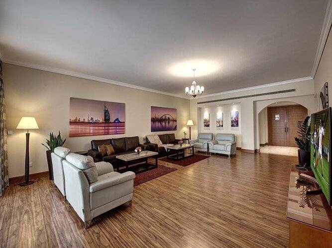 J5 Villas Holiday Homes - Barsha Gardens