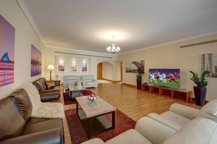 J5 Villas Holiday Homes - Barsha Gardens