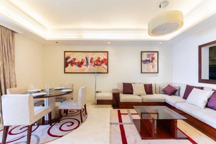 Maison Privee - Grandeur Residence