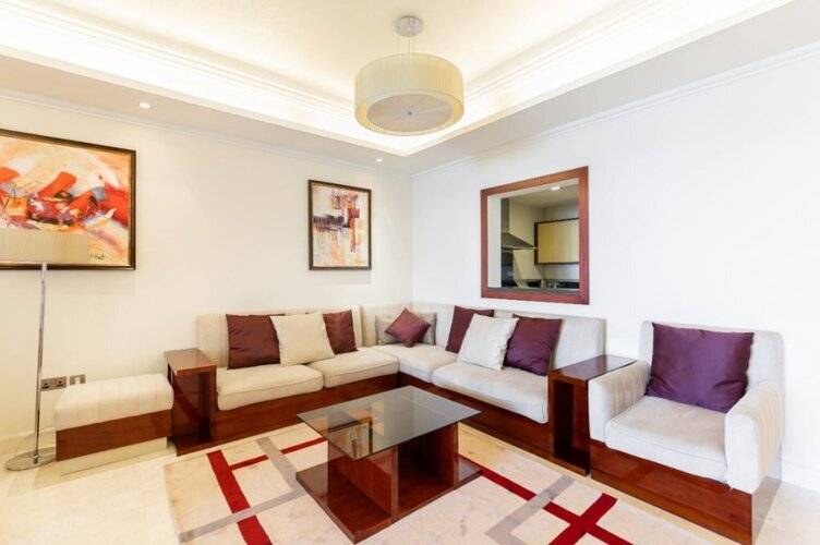 Maison Privee - Grandeur Residence