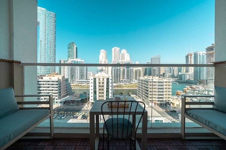 HiGuests - Studio One