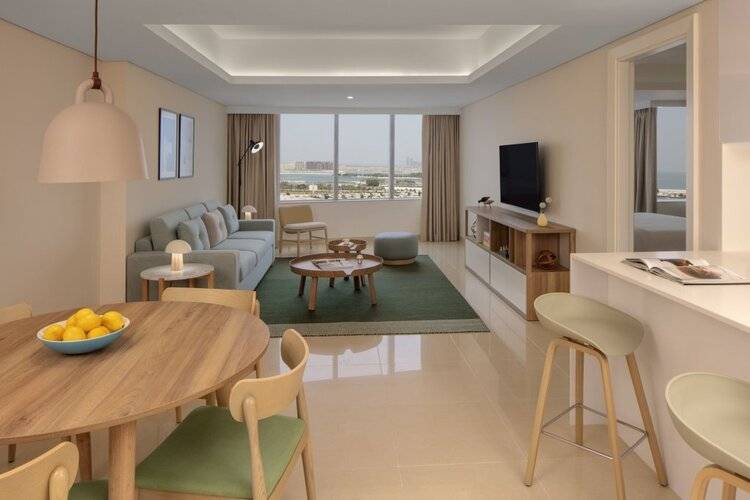Staybridge Suites Dubai Internet City, An IHGHotel