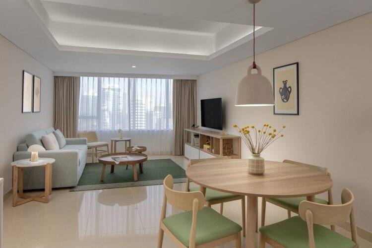Staybridge Suites Dubai Internet City, An IHGHotel