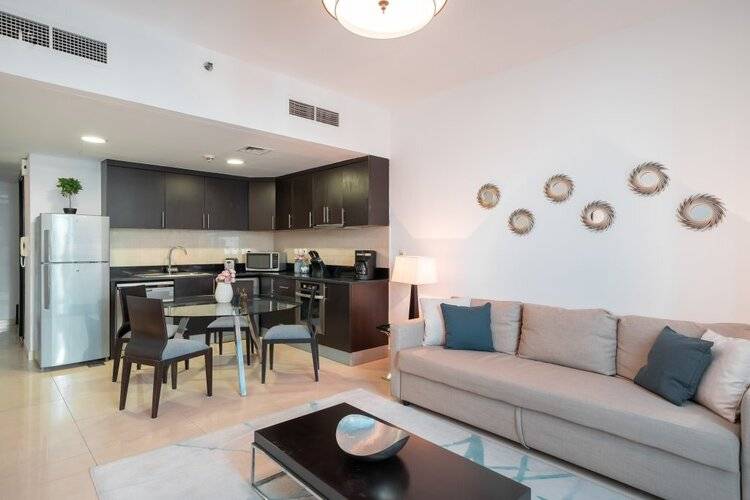 Higuests Vacation Homes - Laguna Tower