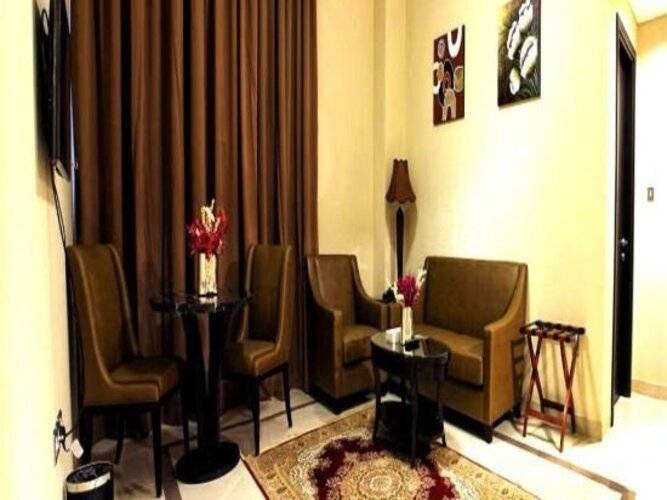Paragon Hotel Apartments