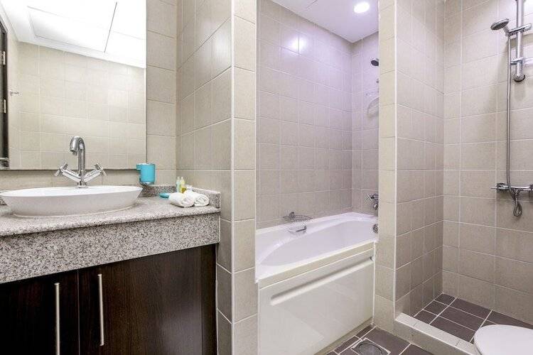 Driven Holiday Homes - Torch Tower