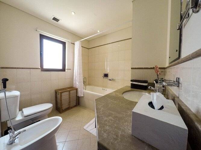 Dubai Creek Club Villas