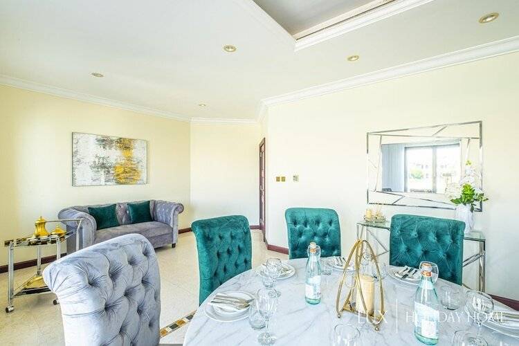 LUX Holiday Home - Frond E 1