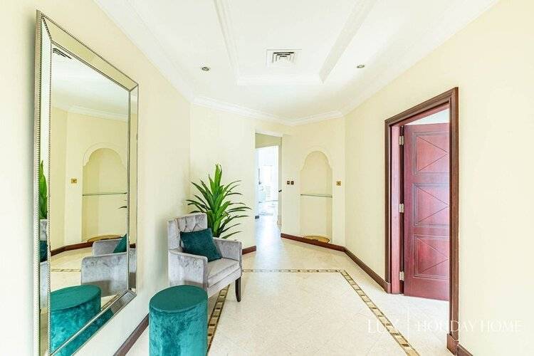 LUX Holiday Home - Frond E 1