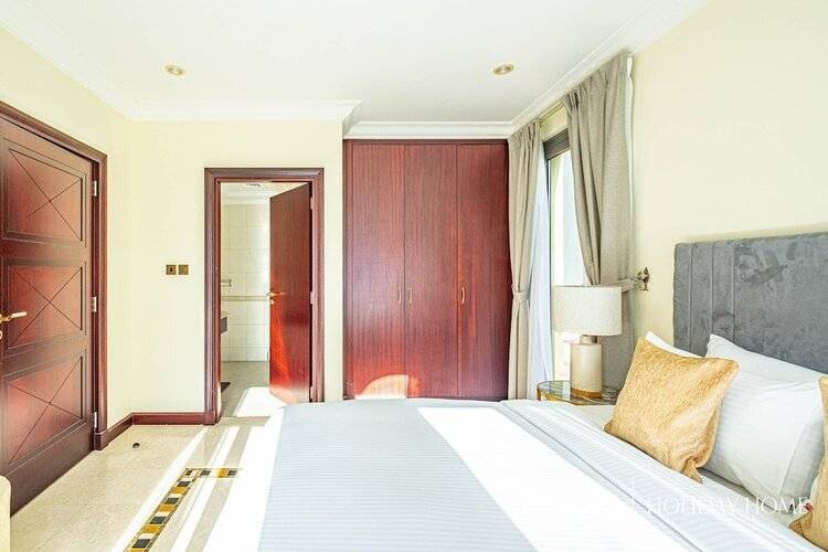 LUX Holiday Home - Frond E 1