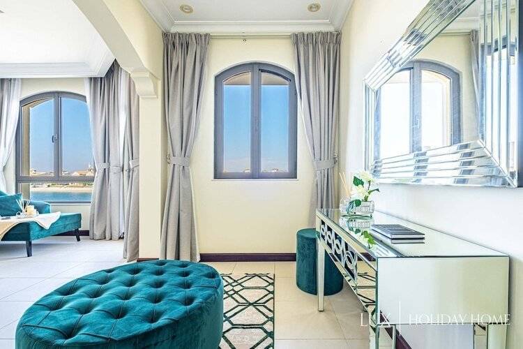 LUX Holiday Home - Frond E 1