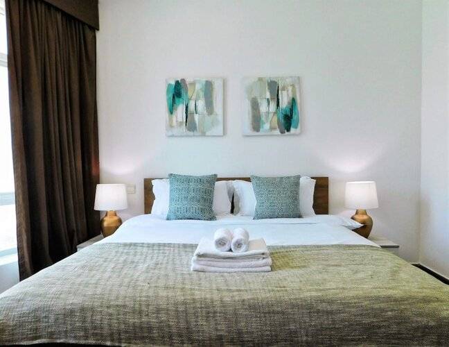 Luton Vacation Homes Park Island