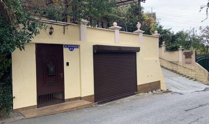 Домик на Альпийской апартаменты