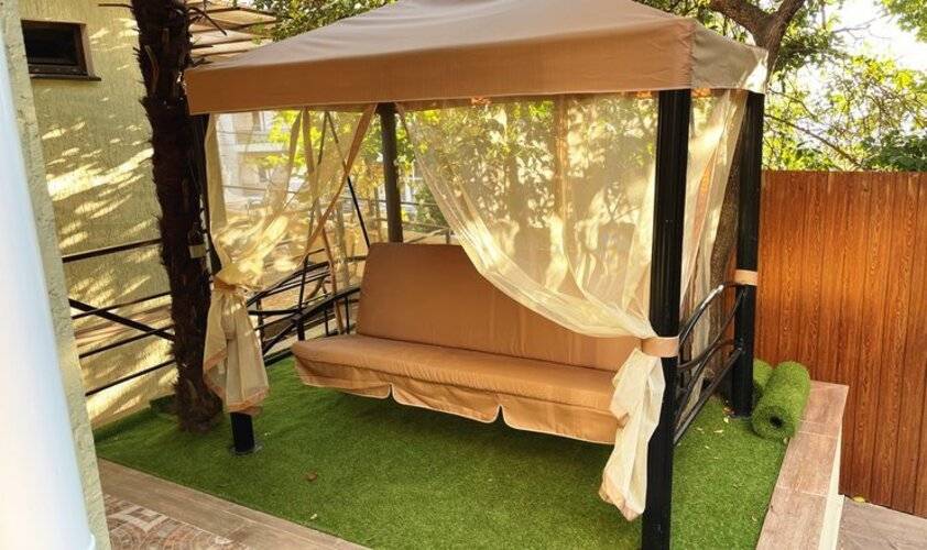 Домик на Альпийской апартаменты