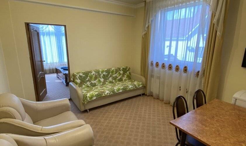Отель Манилов