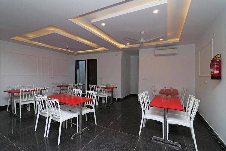 OYO 10274 Hotel Aamara