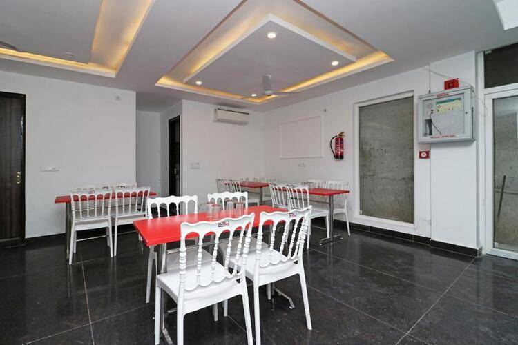 OYO 10274 Hotel Aamara