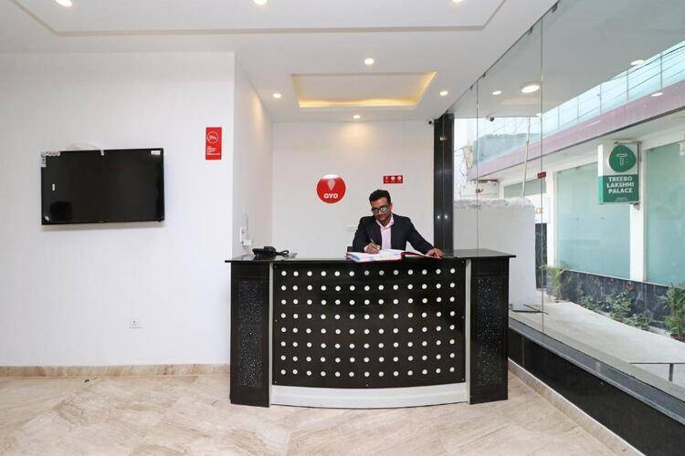 OYO 10274 Hotel Aamara