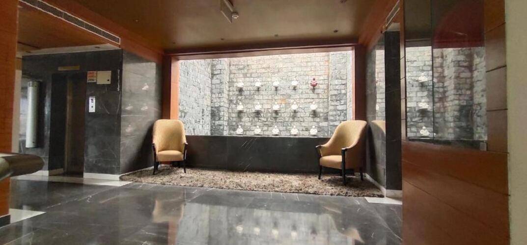 Udman Hotel Panchshila Park