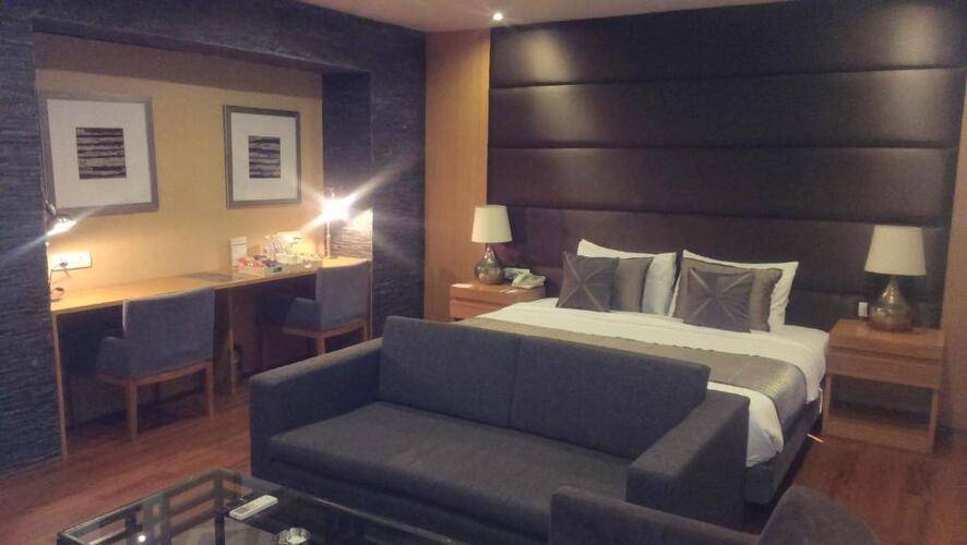 Udman Hotel Panchshila Park
