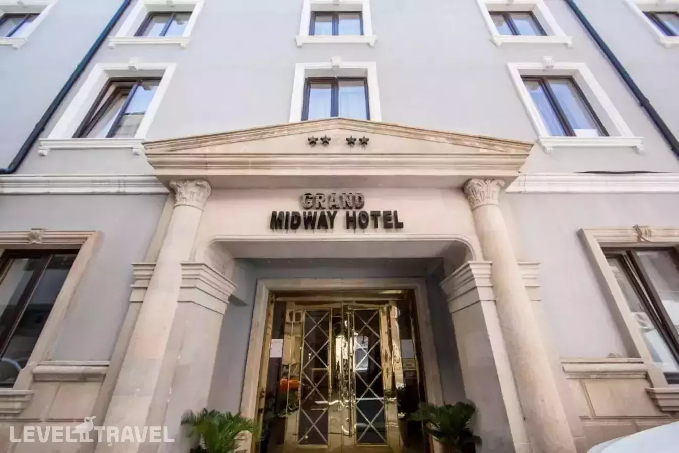 Grand Midway Hotel
