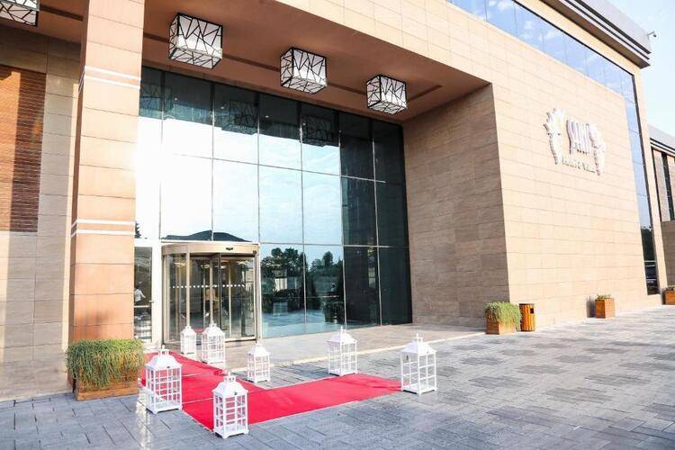 Отель Shani Hotel & Villas