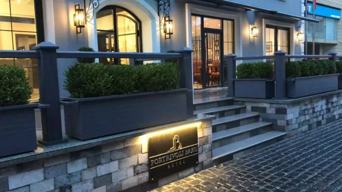 Port Rivoli Hotel