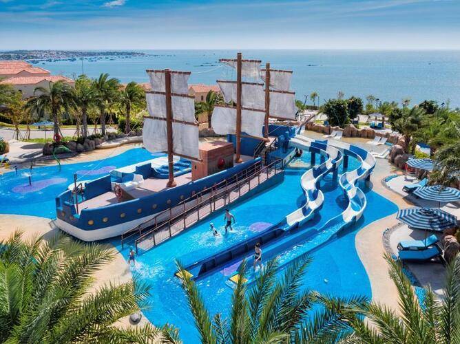 Centara Mirage Beach Resort Mui Ne