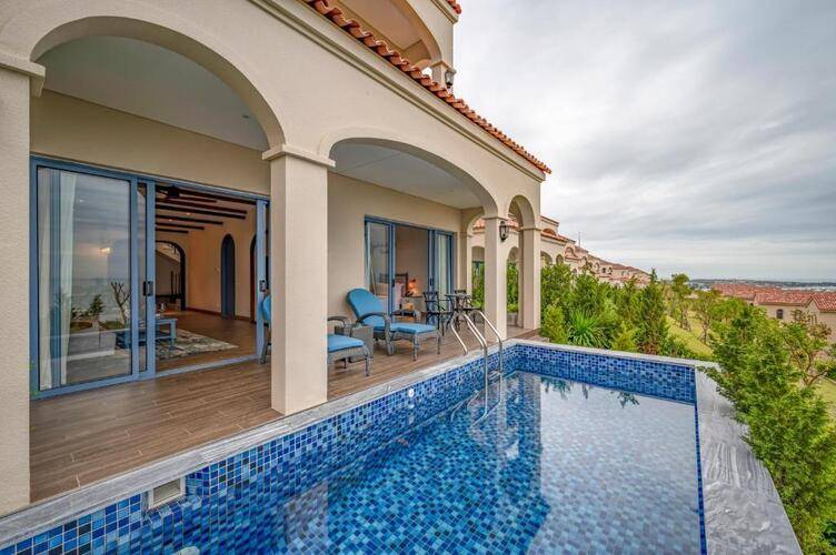 Centara Mirage Beach Resort Mui Ne