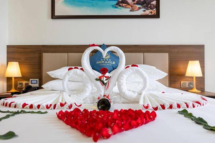 Miracle Luxury Hotel