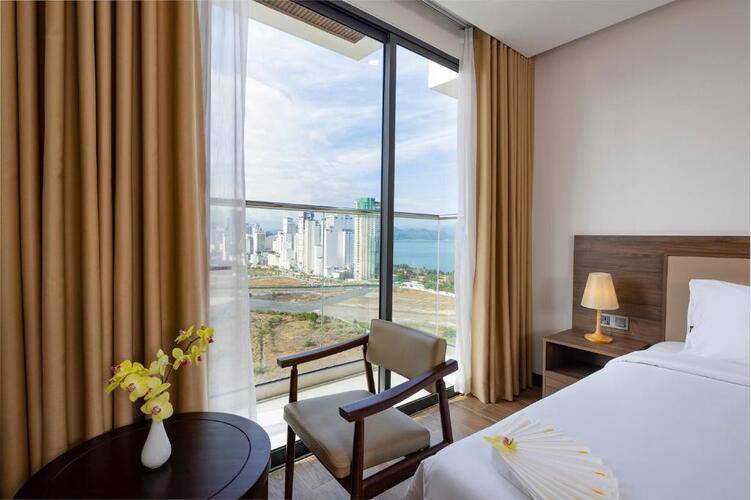 Miracle Luxury Hotel