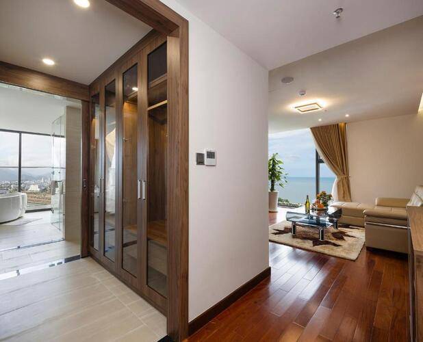 Miracle Luxury Hotel