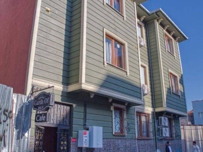 Garth of Balat Hotel