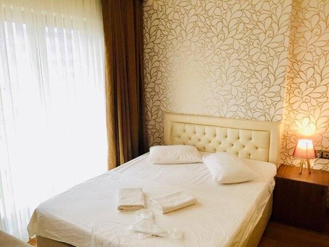Falcon Palas Suites