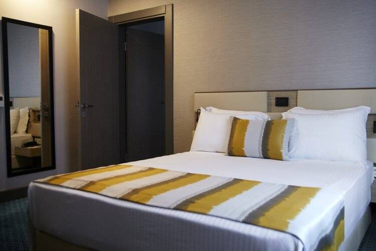 Tophane Suites