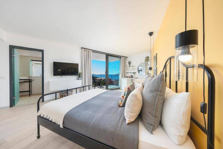 Payava Hotel By True Blue